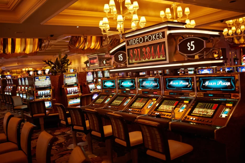 Terminology in Slot Games Understanding the Lingo of the Casino World