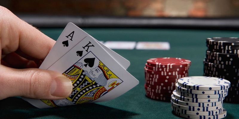 Bài poker và các chiến lược chơi